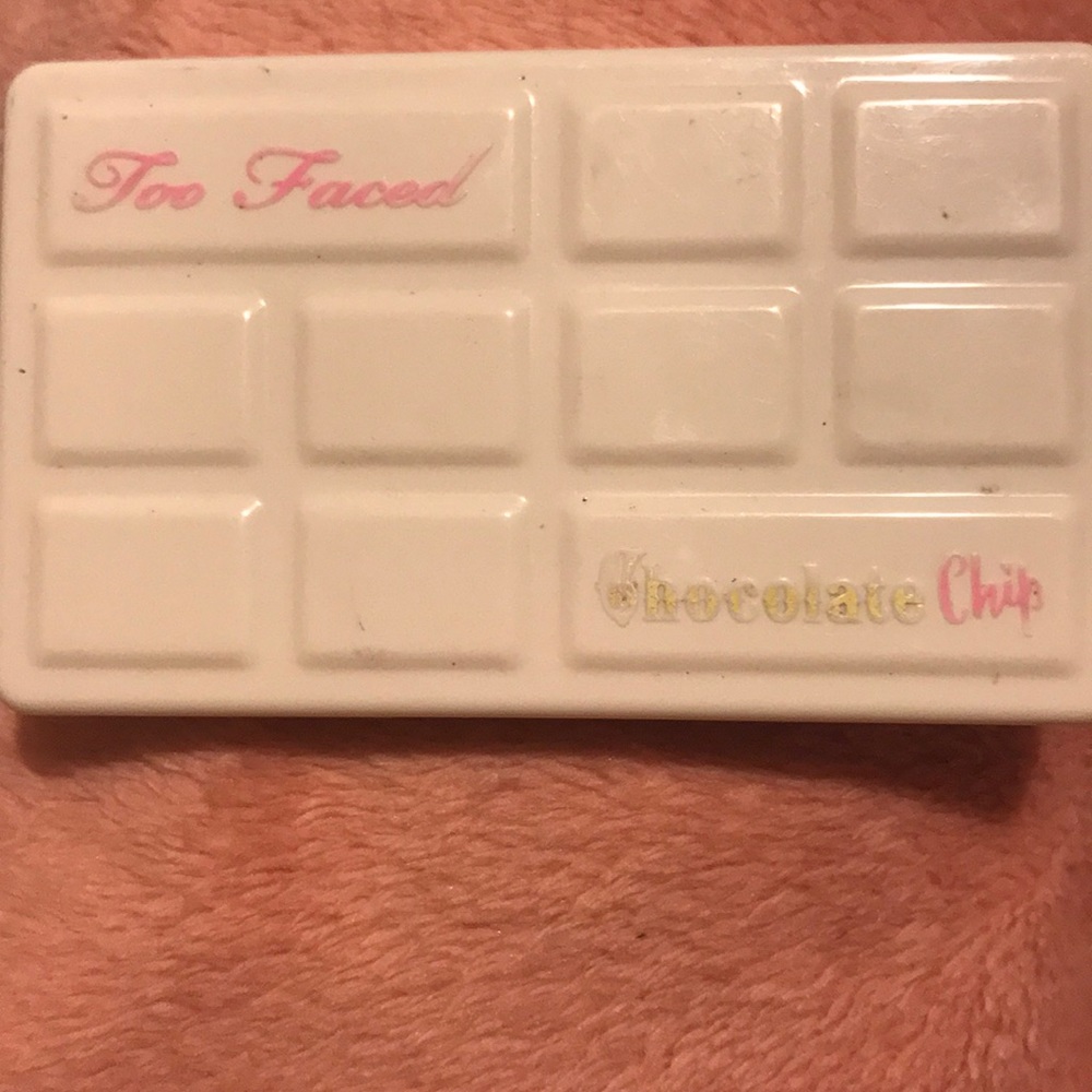 Too Faced Chocolate Chip pallet